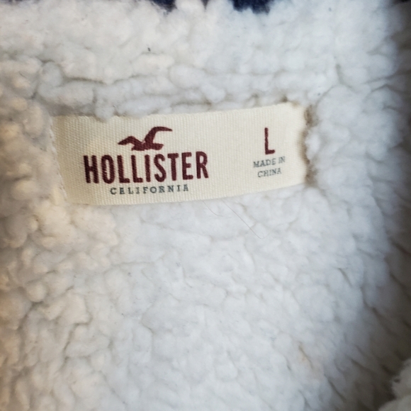 HOLLISTER Junior's Sherpa-lined Sweatshirt/Jacket. EUC - Picture 2 of 6